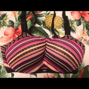 Victoria’s Secret VSX Sports Bra 38DD